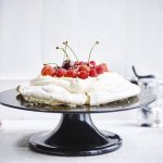 Pavlova aux fruits rouges