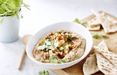 Baba Ganoush et pain plat