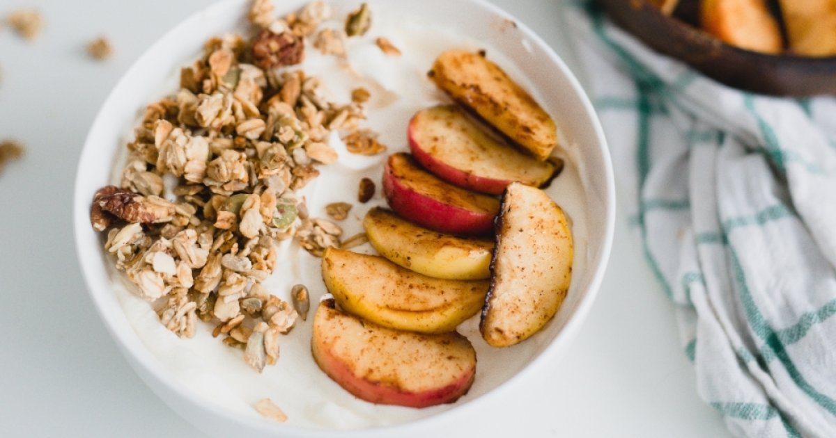 Yaourt au muesli et à la pomme - Diety Cook